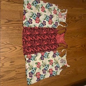 3 Tank top size M good condition 3 for 13